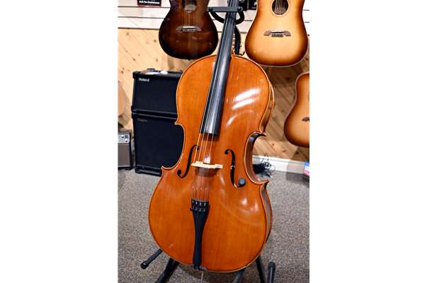 Eastman VC100 Student Cello, 4/4 Size Outfit, Used