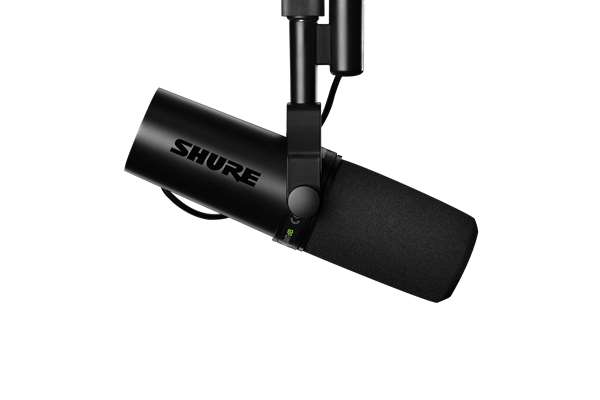 Dynamic Vocal Microphone With Built-in Preamp