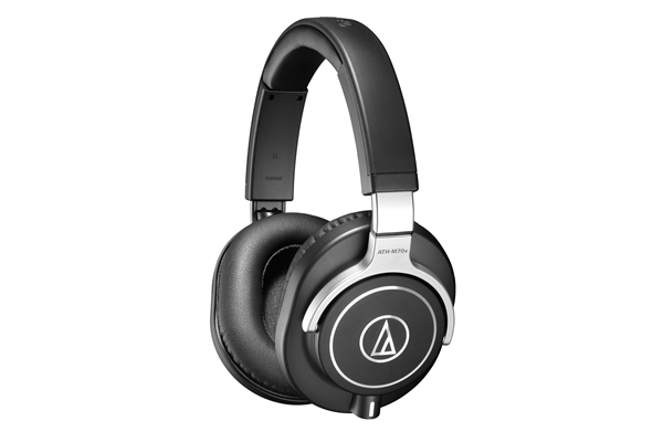 Closed-back professional monitor headphones, detachable cables.
