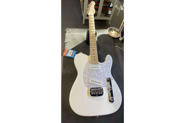 G&L ASAT Special Alpine White, Maple Fretboard, White Pickup, Light Tint Satin Neck